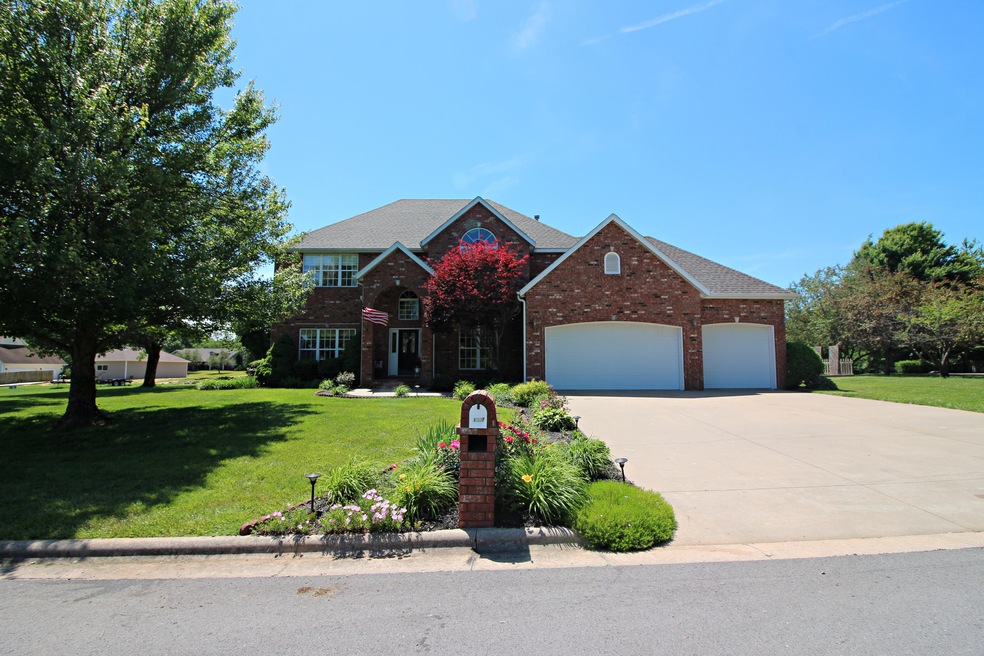 1507 Stone Creek 8