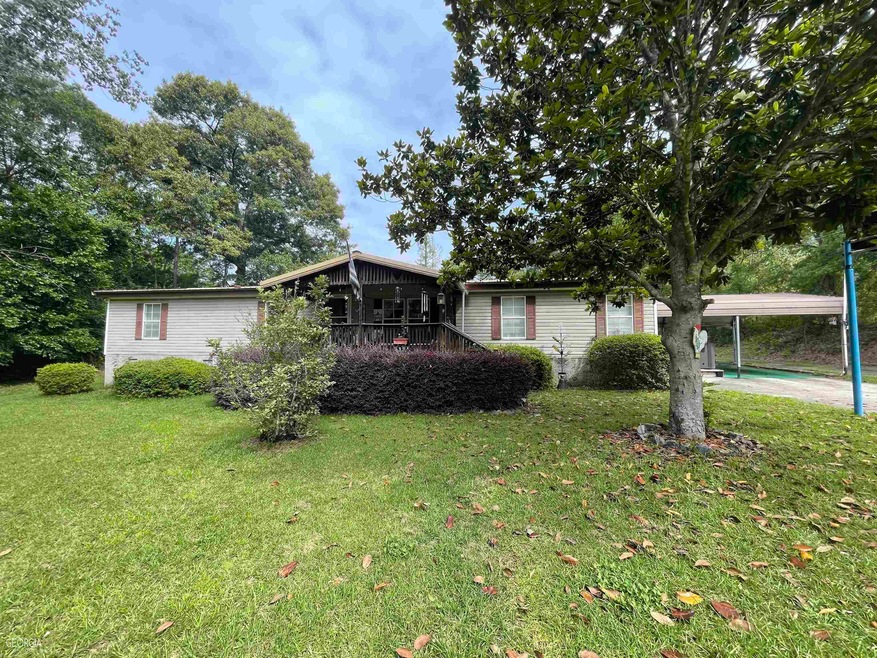 393 E Virginia Ln, Macon, GA 31217 - photo 1