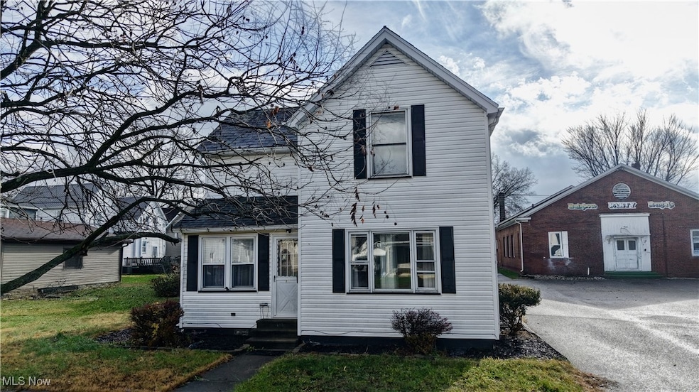 322 E 4th St, Dover, OH 44622 - photo 1