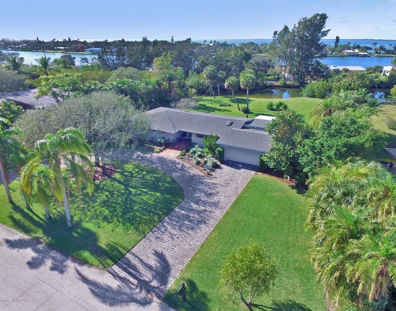 70 W Bay Dr Cocoa Beach