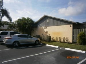 1194 Shibumy Cir unit B, West Palm Beach, FL 33415 - photo 1