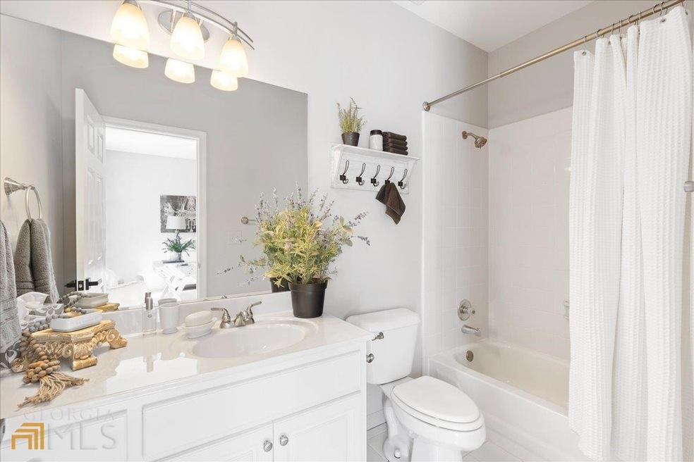 570 Meadows Creek Dr, Alpharetta, GA 30005 - photo 1