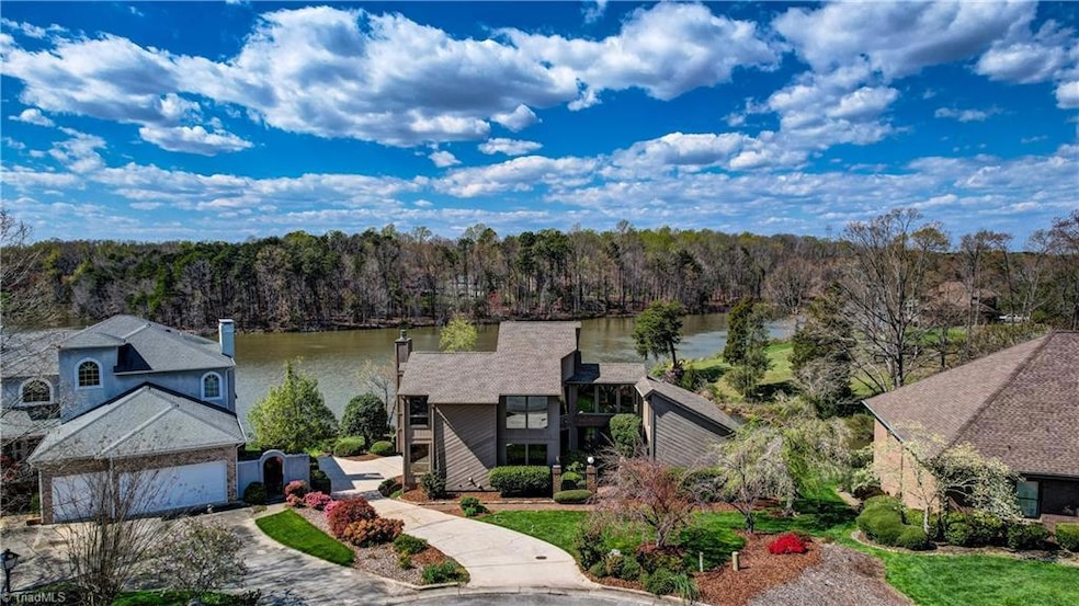 1903 Candelar Dr, High Point, NC 27265 - photo 1