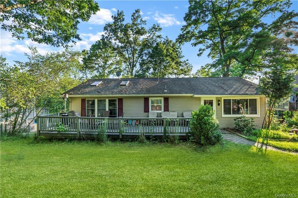 21 Sunny Ln, Highland Mills, NY 10930 - photo 1