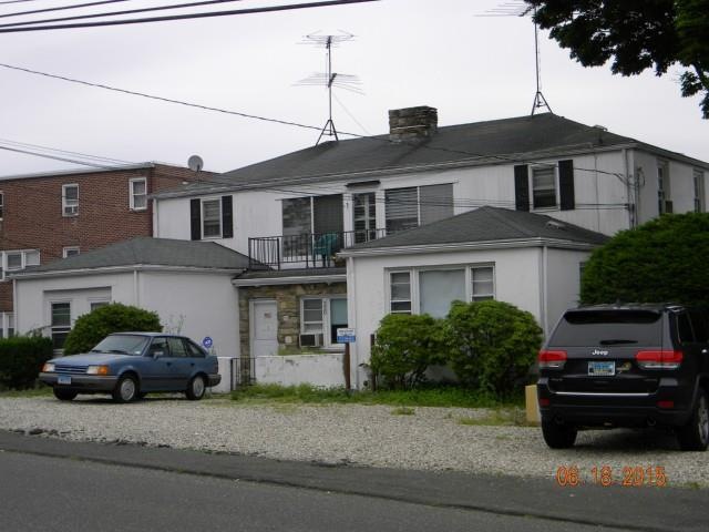 320 Strawberry Hill Ave unit 2, Norwalk, CT 06851 - photo 1