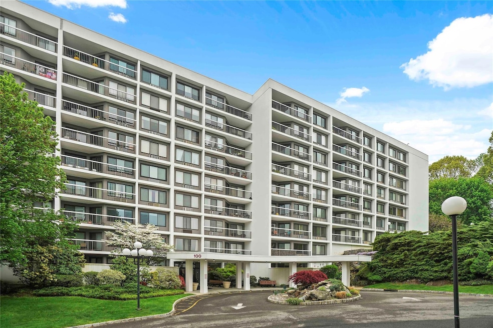 For Sale $489,000 • Co-Listing Agent