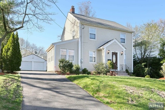 Sold $740,000 • Co-Listing Agent