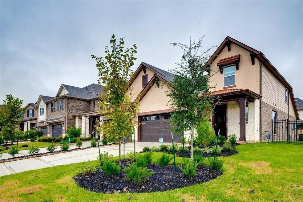 4 Centennial Ridge Place, the Woodlands, TX 77354 - photo 1