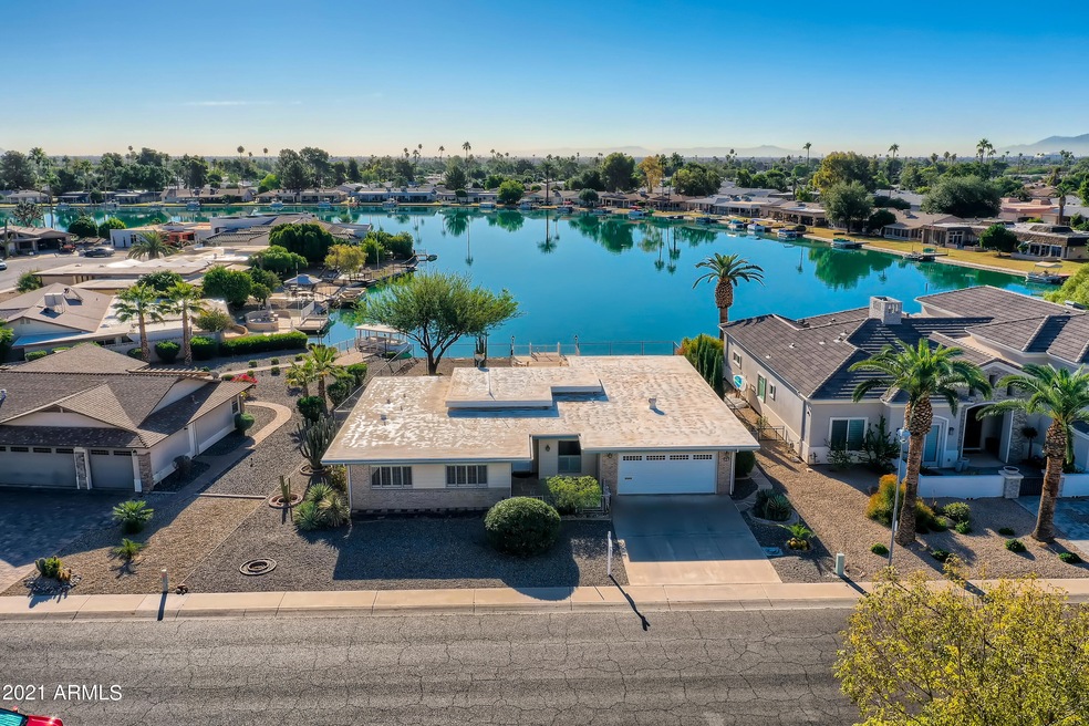 13813 N Whispering Lake Dr, Sun City, AZ 85351 - photo 1