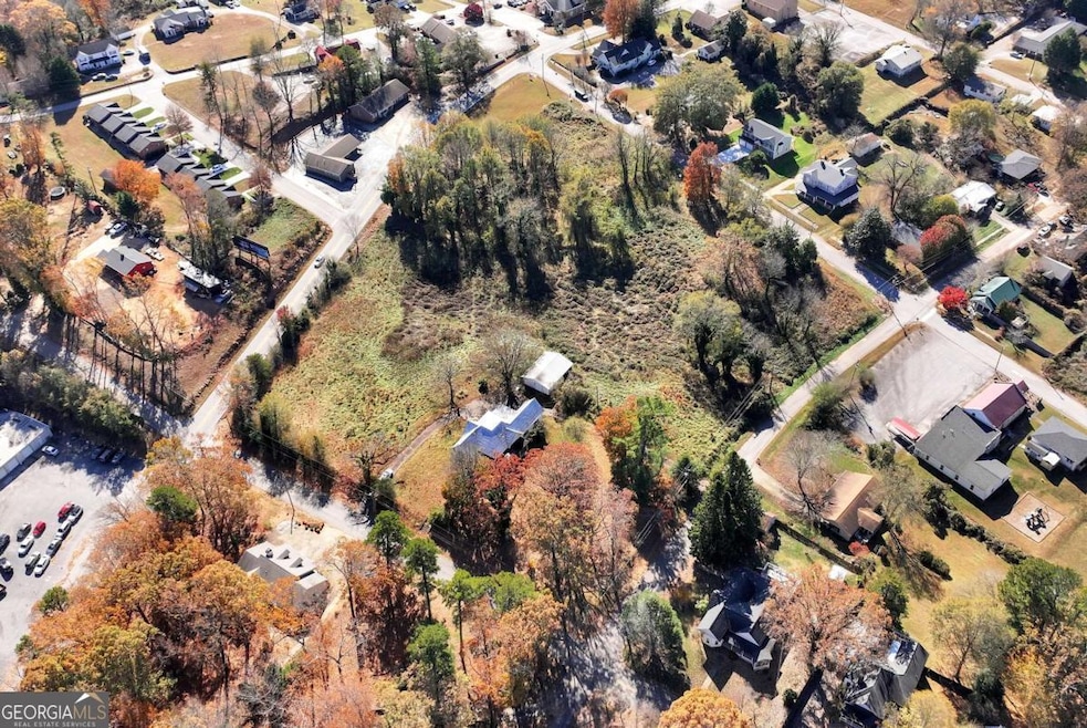 283 Yonah St, Cornelia, GA 30531 - photo 1