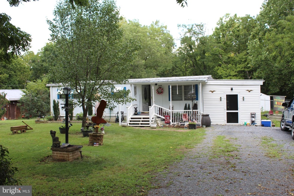 1210 Wadesville Rd, Berryville, VA 22611 - photo 1