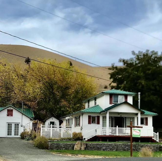 615 N Mountain Blvd, Mount Vernon, OR 97865 - photo 1