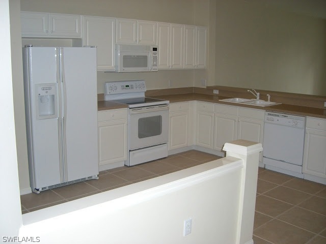 767 Hampton Cir, Naples, FL 34105 - photo 1