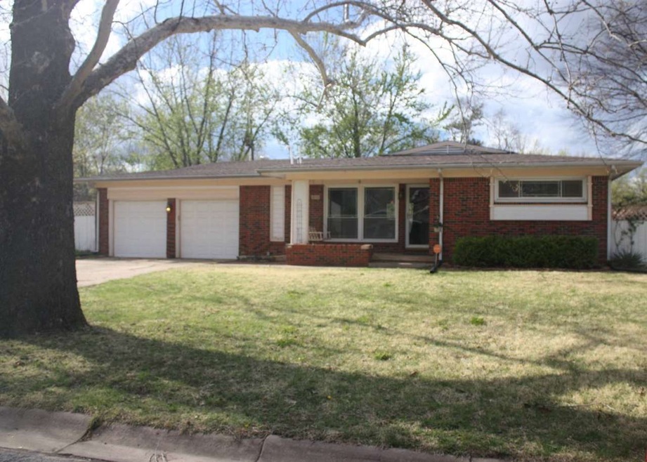 All brick ranch in highly desirable area!