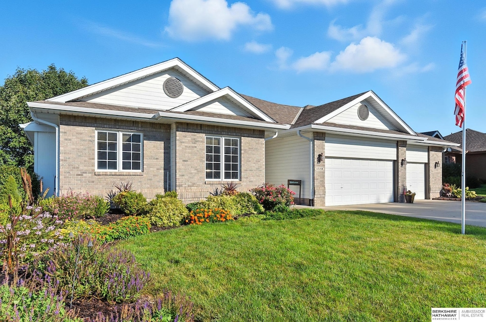 Sold $472,628 • Co-Listing Agent