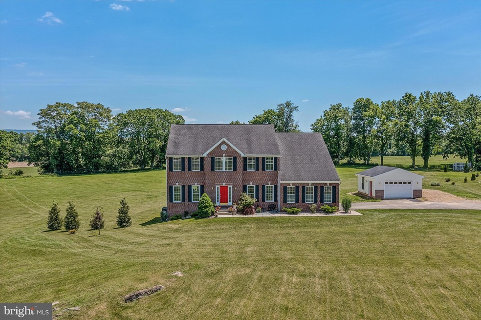 Sold $800,000 • Co-Listing Agent