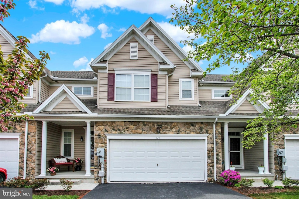 Sold $319,000