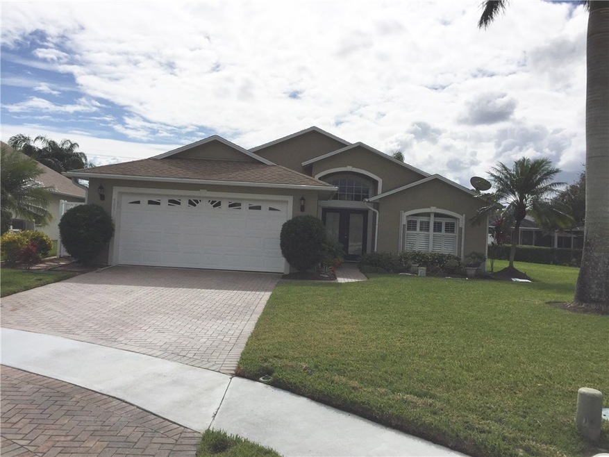 585 Birch Ct, Sebastian, FL 32958 - photo 1