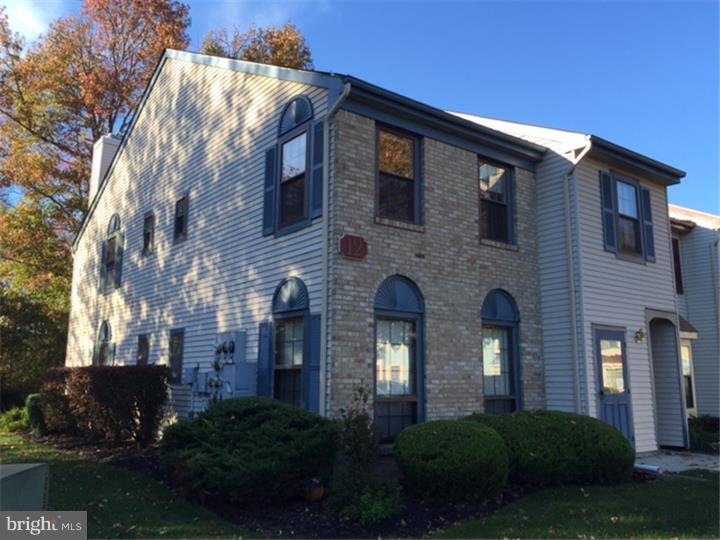 176 Wyndham Place, Trenton, NJ 08691 - photo 1