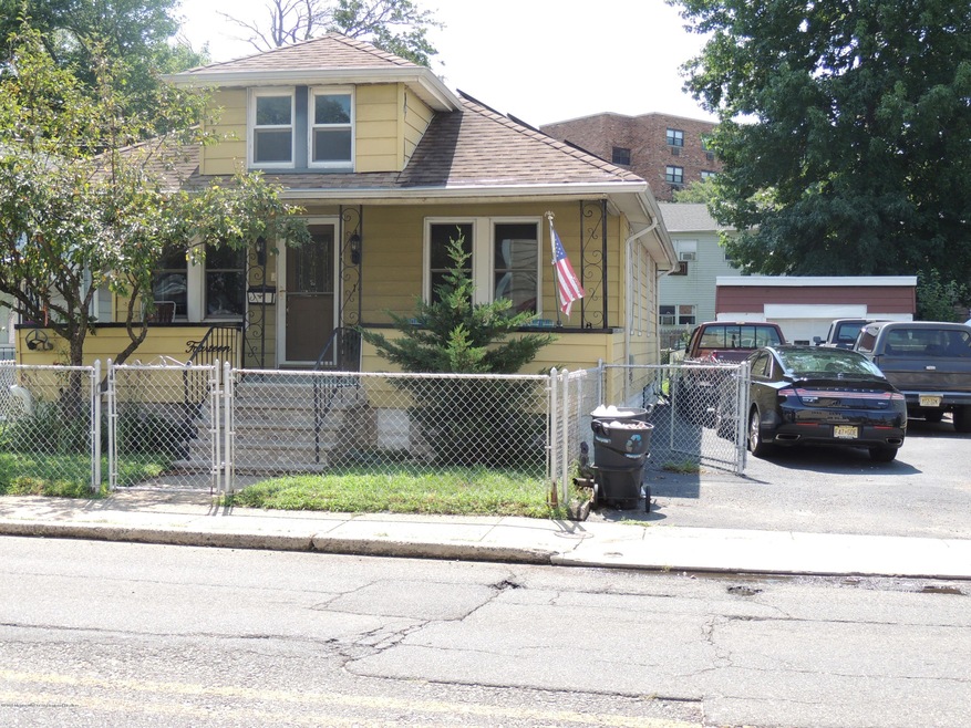 14 Port Monmouth Rd Keansburg 001