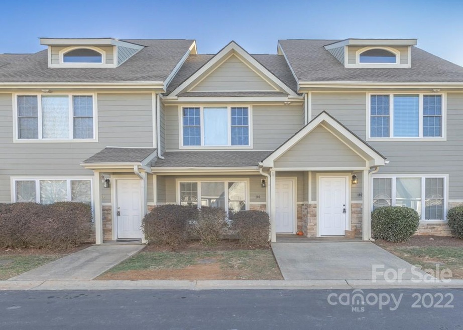 100 Rotunda Cir, Asheville, NC 28806 - photo 1