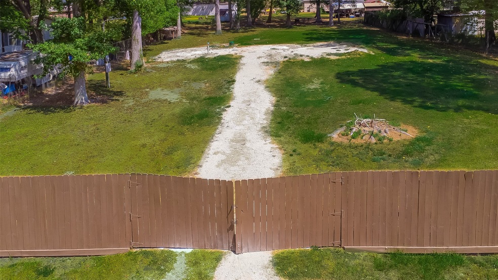 290 County Road 4284, Dayton, TX 77535 - photo 1