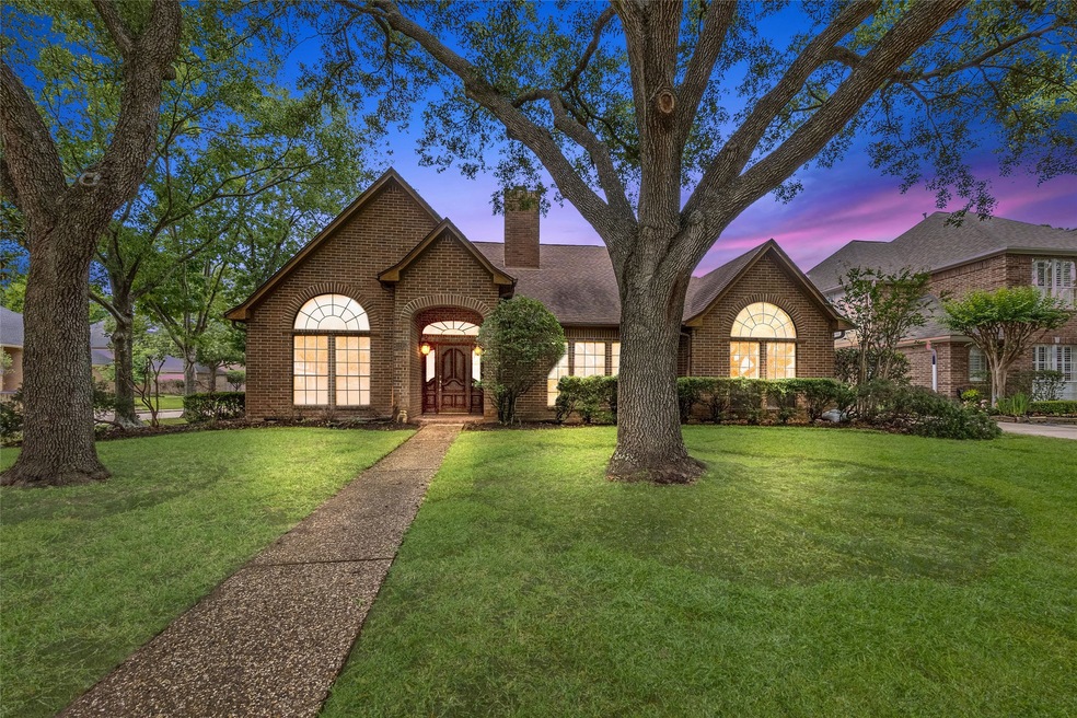 14982 Sandalfoot St, Houston, TX 77095 - photo 1