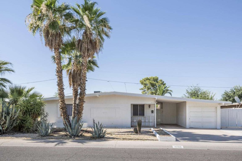 Mid-century modern Jeffries home
