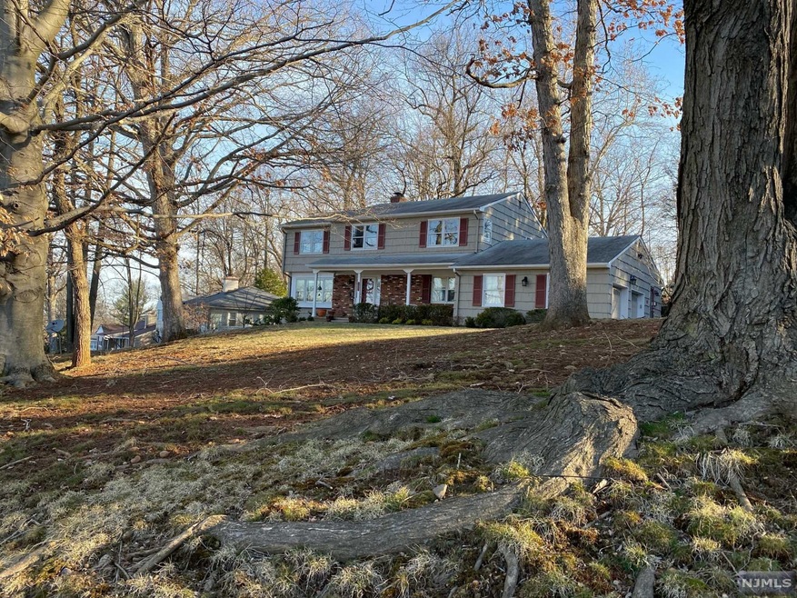 299 E Cedar St, Livingston, NJ 07039 - photo 1