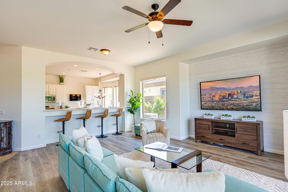 6686 S St Andrews Way, Gilbert, AZ 85298 - photo 1