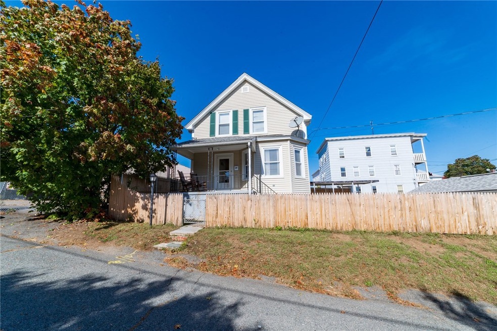 17 Stanley Ave, Woonsocket, RI 02895 - photo 1