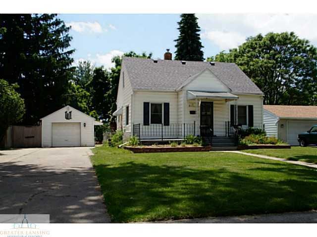 217 W Berry Ave, Lansing, MI 48910 - photo 1