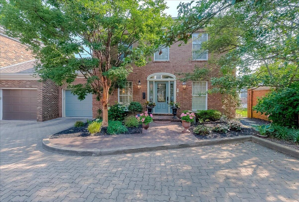 205 Wilkinson St, Frankfort, KY 40601 - photo 1