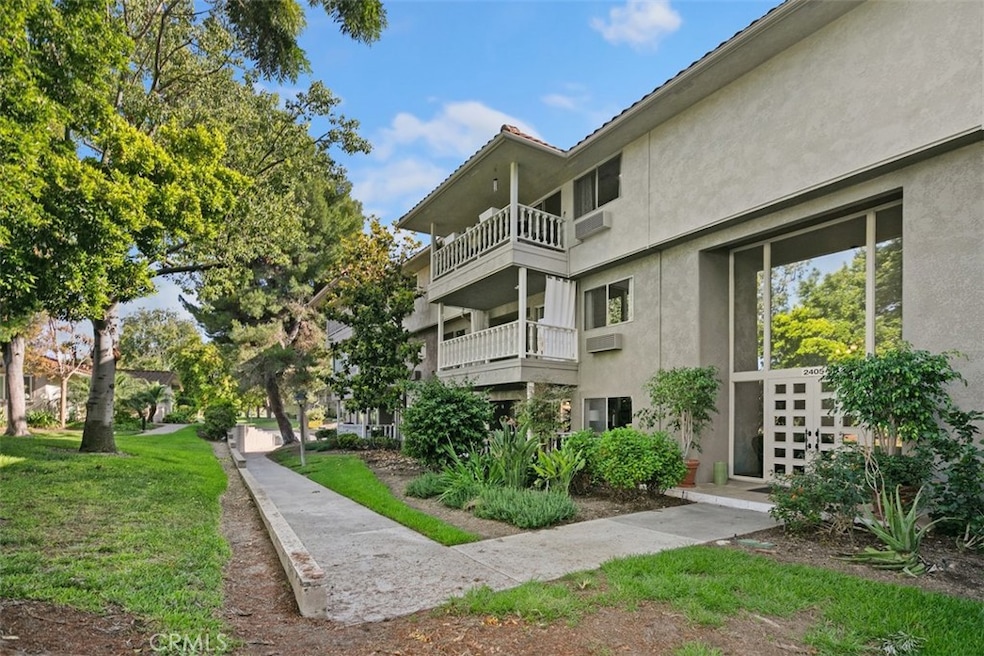 2405 Via Mariposa W unit 2G, Laguna Woods, CA 92637 - photo 1