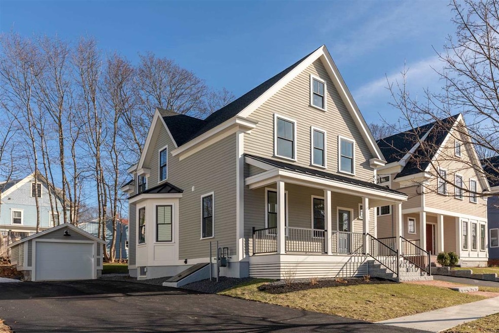 21 Elwyn Ave, Portsmouth, NH 03801 - photo 1