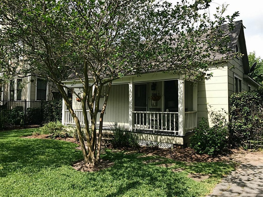 1811 Oxford St, Houston, TX 77008 - photo 1