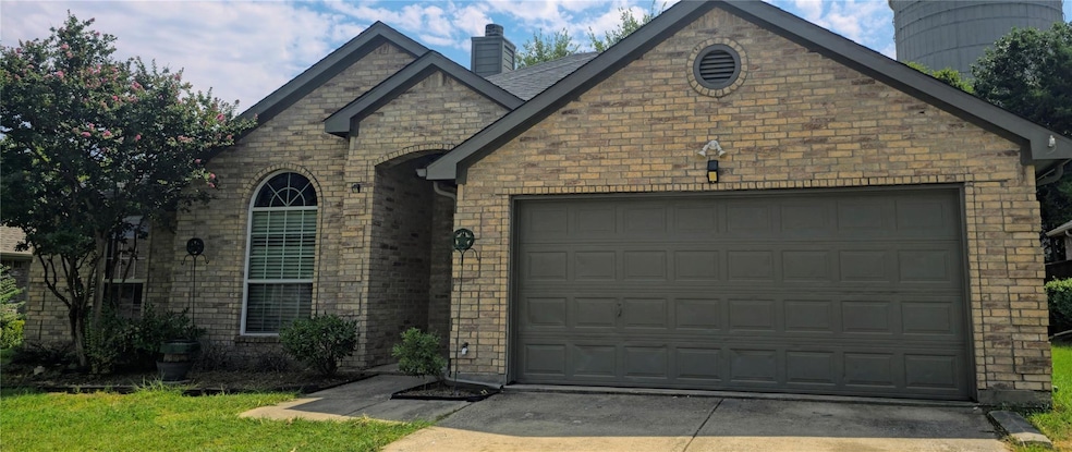 110 Enchanted Forest Dr, Wylie, TX 75098 - photo 1