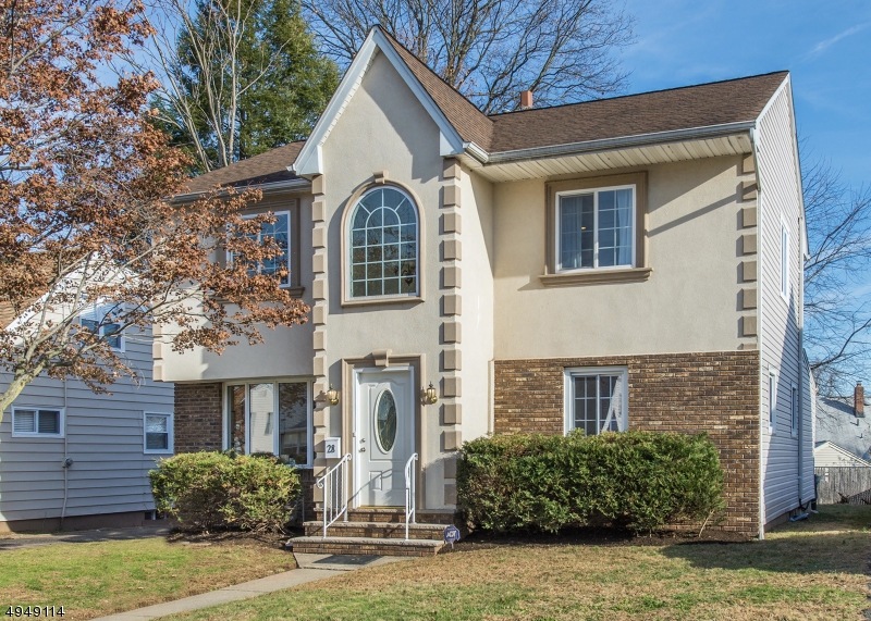 28 Carlton Terrace, Bloomfield, NJ 07003 - photo 1