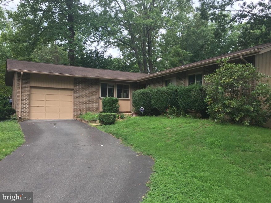 16004 Fairway Dr, Dumfries, VA 22025 - photo 1