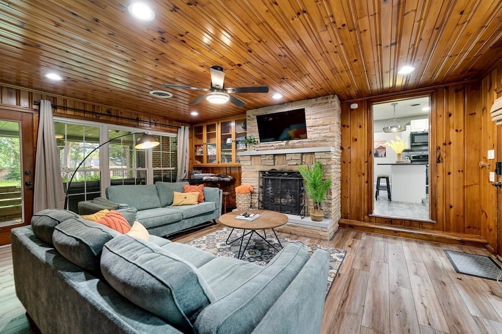 29 T and E Ln, Franklin, NC 28734 - photo 1