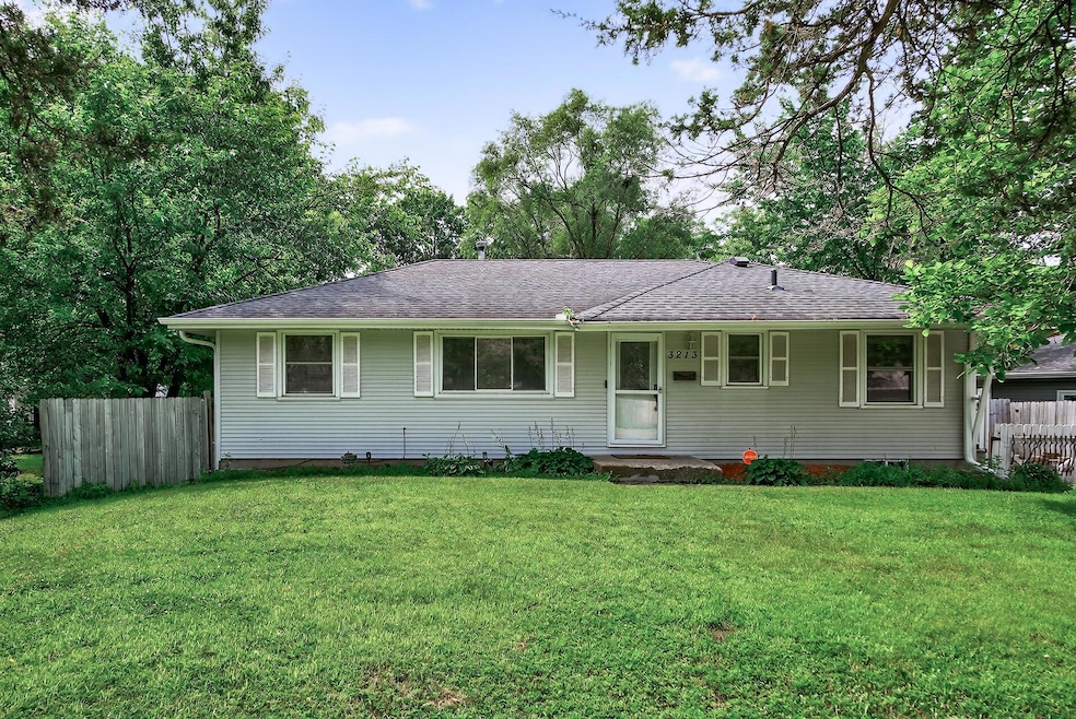 3213 W Old Shakopee Rd, Minneapolis, MN 55431 - photo 1