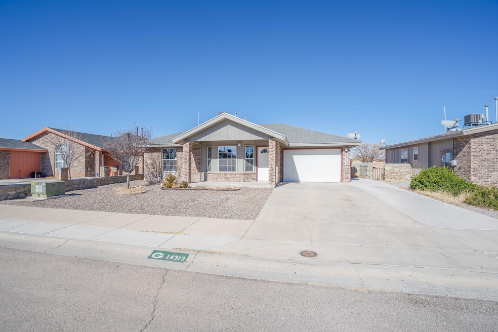 14313 Puentecillas Dr, Horizon City, TX 79928 - photo 1