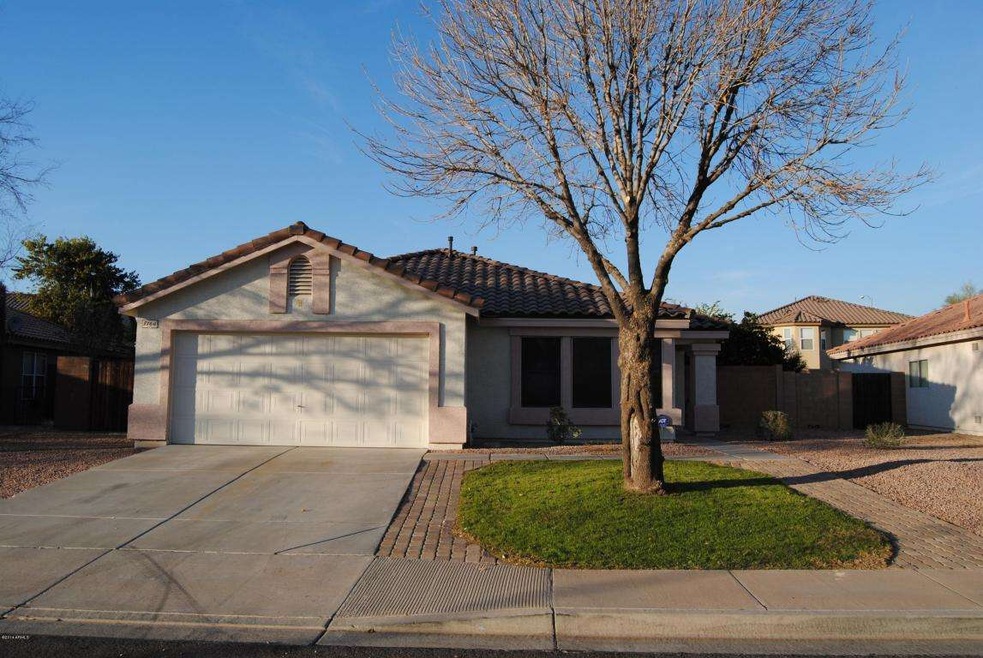 Darling Curb Appeal!
