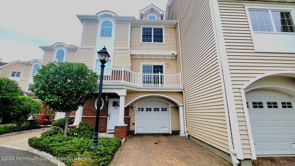 211GatewayCt_24274_1