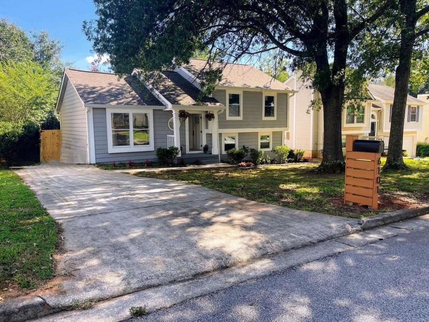 6101 Raintree Bend, Lithonia, GA 30058 - photo 1