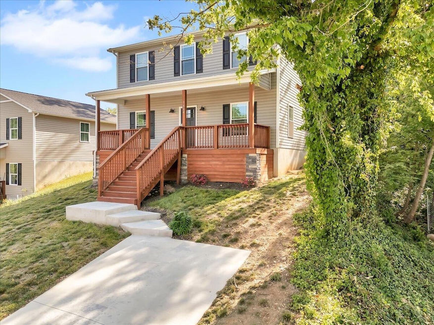 1624 24th St NE, Roanoke, VA 24012 - photo 1