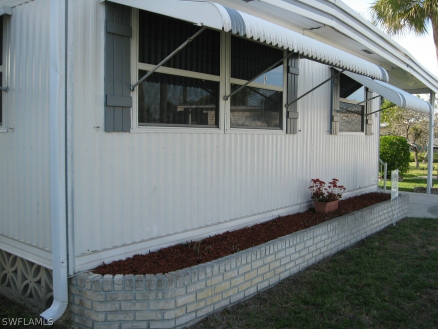 PET FRIENDLY ON CANAL