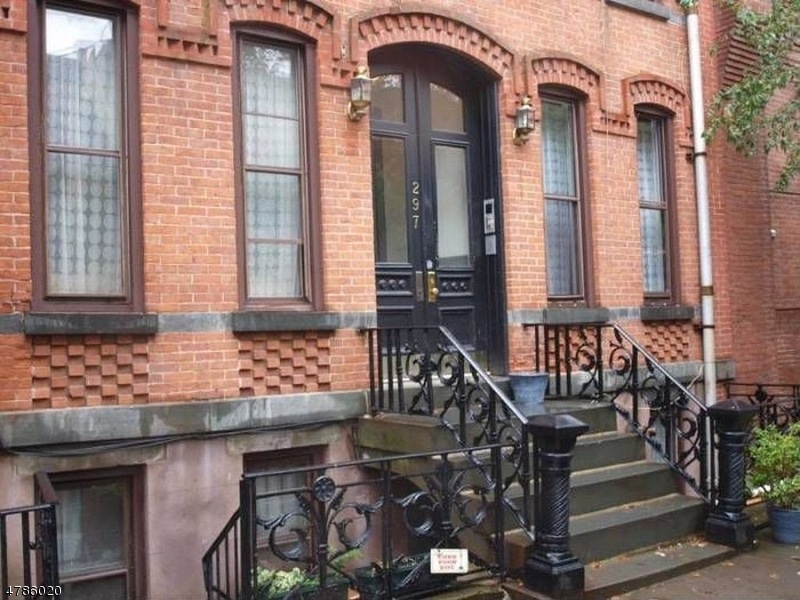 297 Pavonia Ave unit 1A, Jersey City, NJ 07302 - photo 1