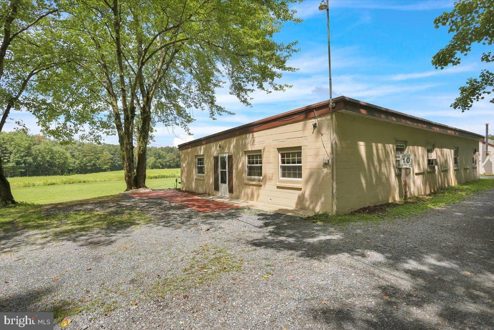 392 Five Locks Rd unit SUITE 1, Shoemakersville, PA 19555 - photo 1