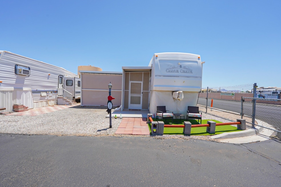 10247 S Frontage Rd unit 254, Yuma, AZ 85365 - photo 1